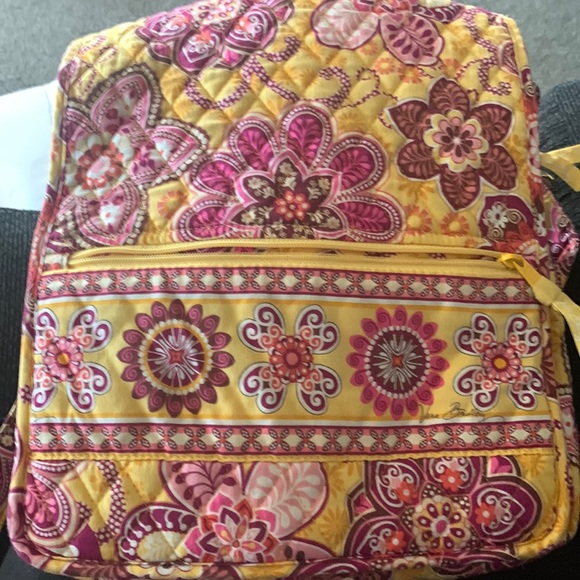 Vera Bradley Handbags - Vera Bradley Hipster Crossbody Bag in Bali Gold- EUC